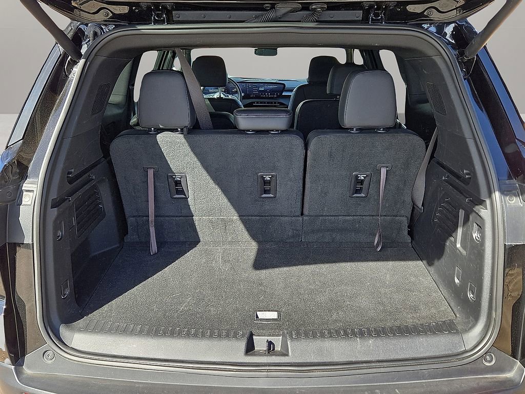 Used 2025 Buick Enclave Preferred image 14