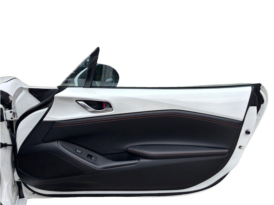 Used 2022 MAZDA MX-5 Miata RF Grand Touring RWD image 36