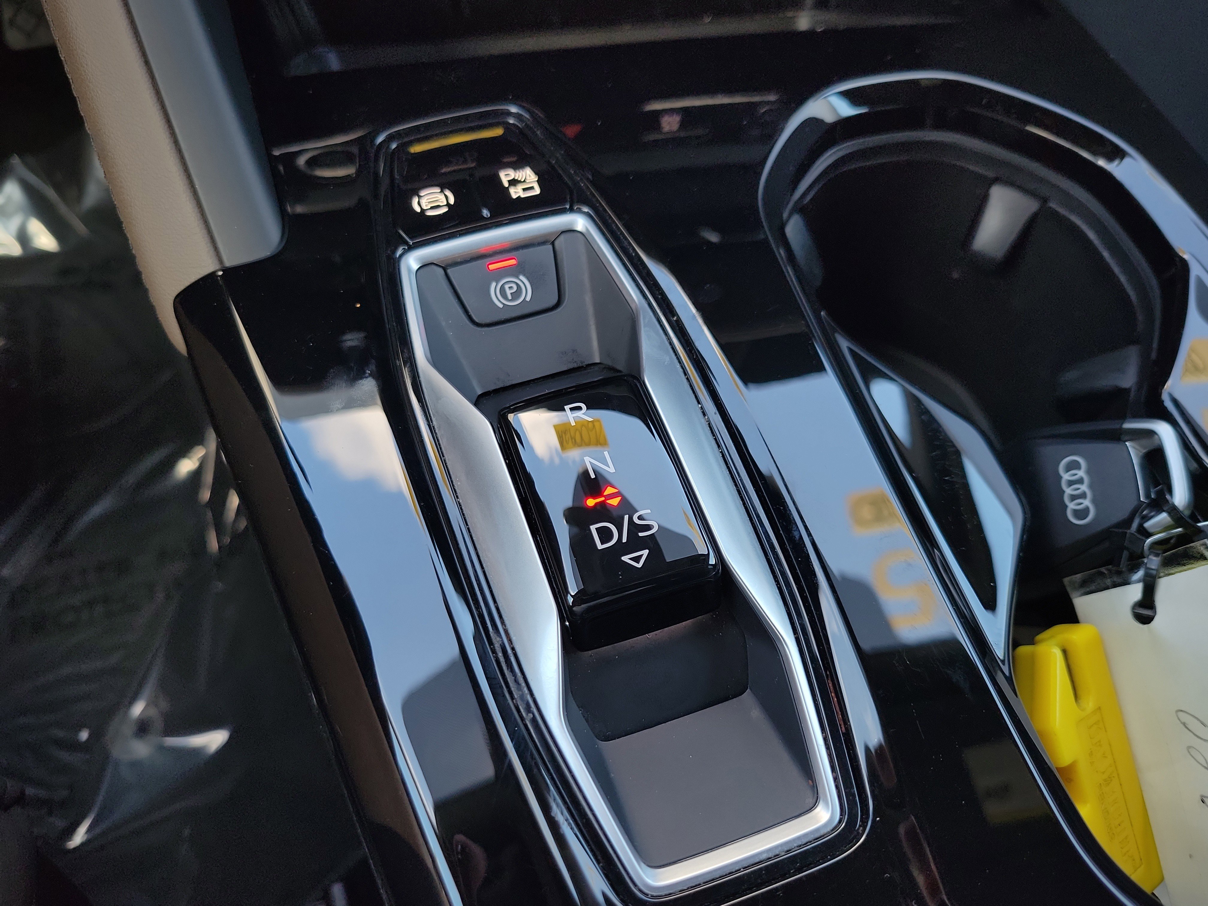 Certified 2025 Audi Q5 Premium Plus w/ Premium Plus image 29