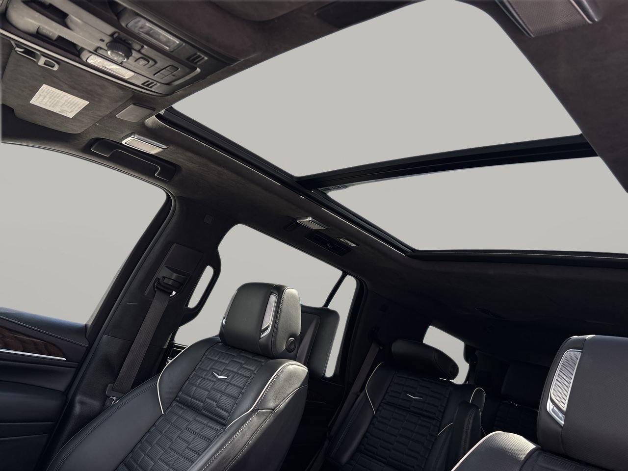 Used 2022 Cadillac Escalade Sport Platinum image 22