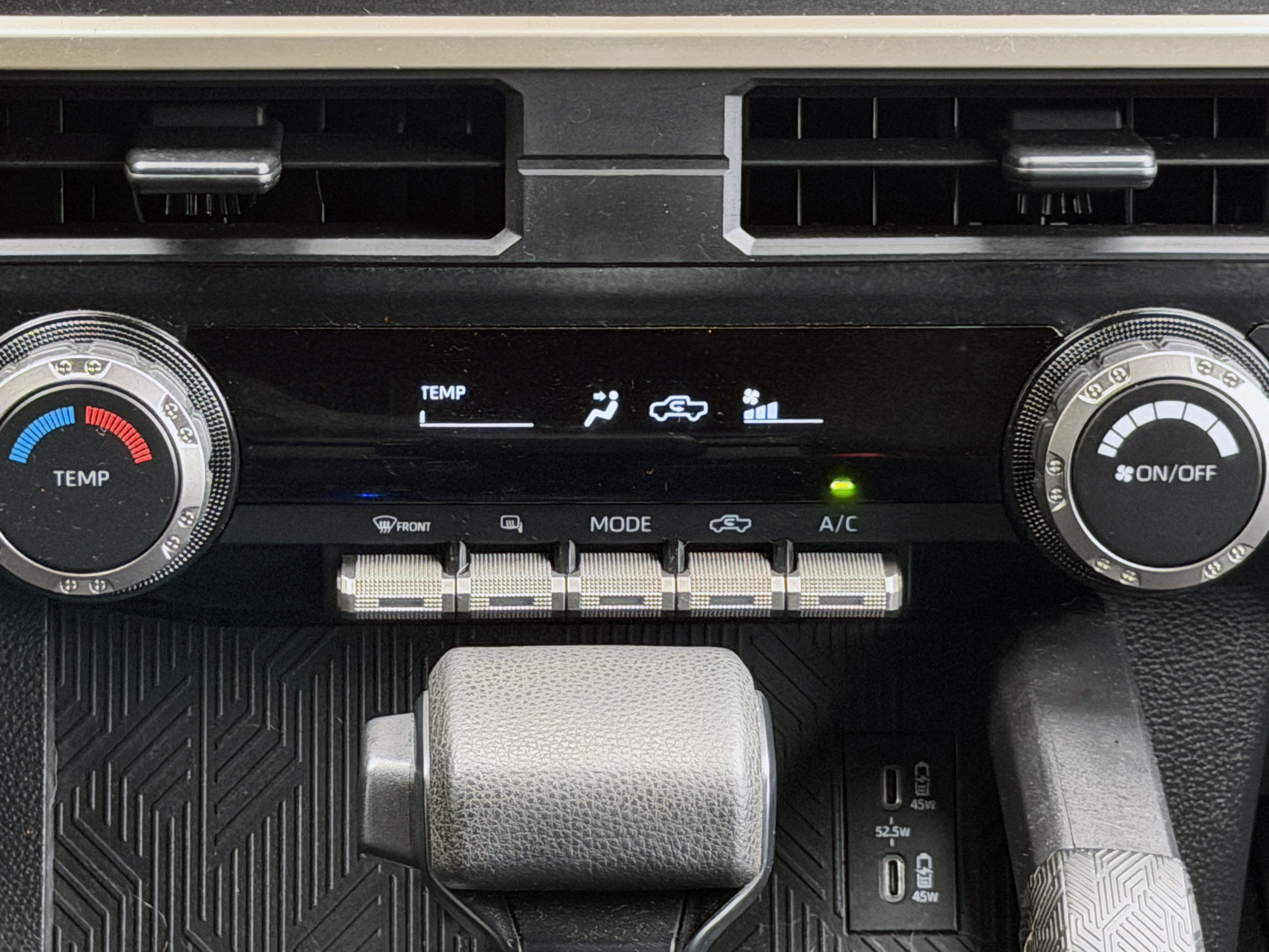 Used 2024 Toyota Tacoma SR RWD image 8