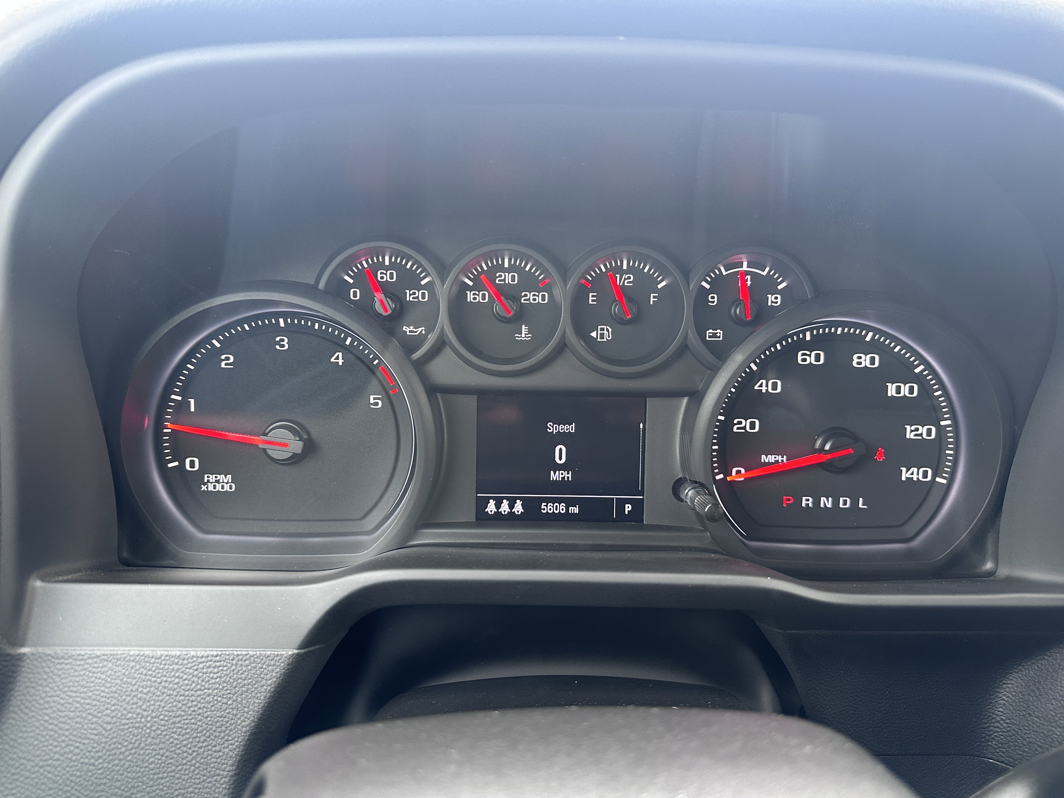 Used 2024 Chevrolet Silverado 2500 Custom w/ Custom Value Package image 17