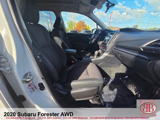 Used 2020 Subaru Forester Premium AWD/4WD image 13