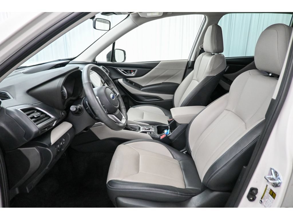 Used 2023 Subaru Forester Limited AWD/4WD image 12