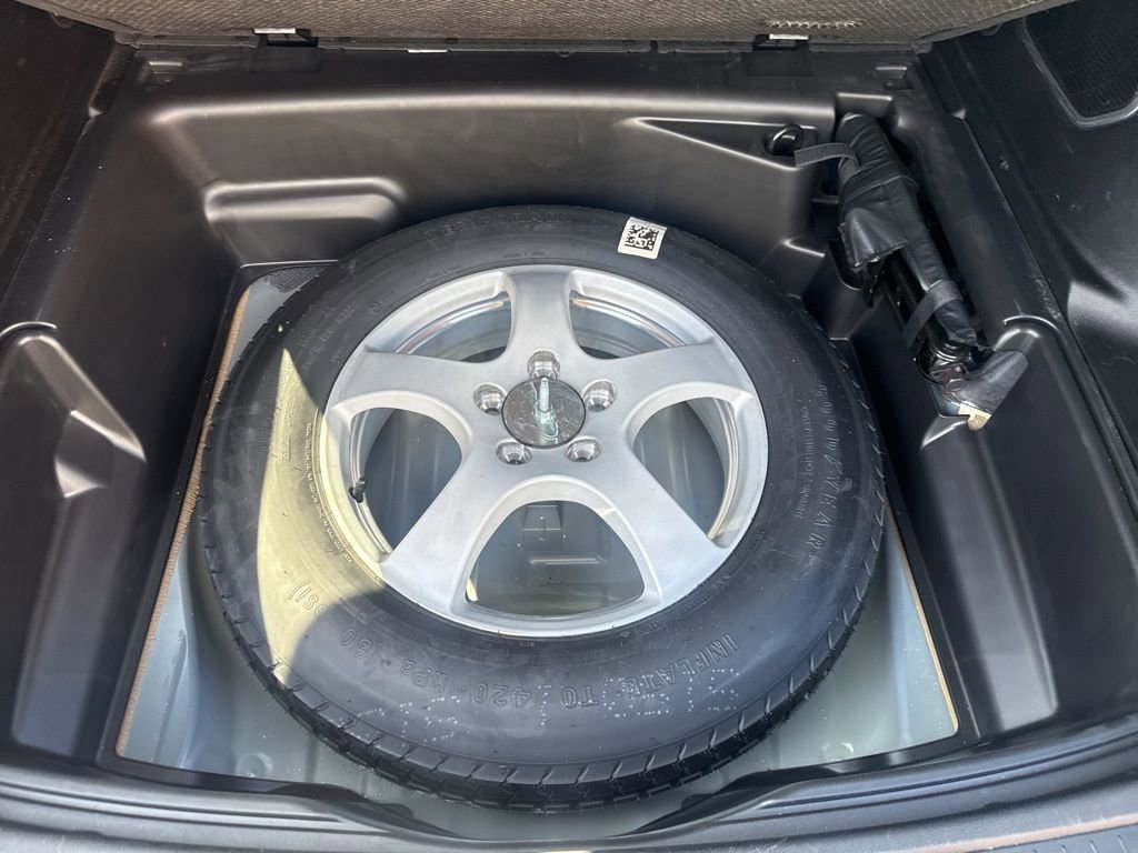 Certified 2024 Jeep Grand Cherokee Limited image 9