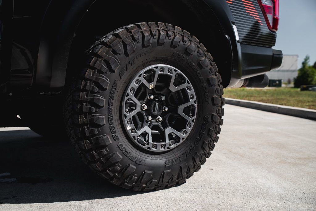 Used 2025 Ford F150 Raptor w/ Equipment Group 803A Raptor R image 6