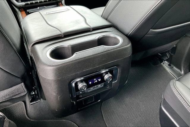 Used 2025 GMC Yukon Denali AWD/4WD image 10