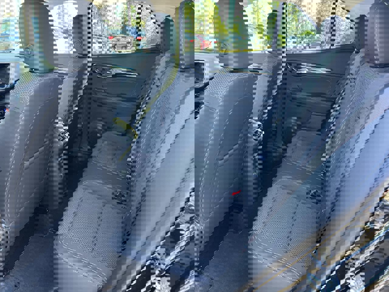 Used 2023 Buick Envision Preferred image 32