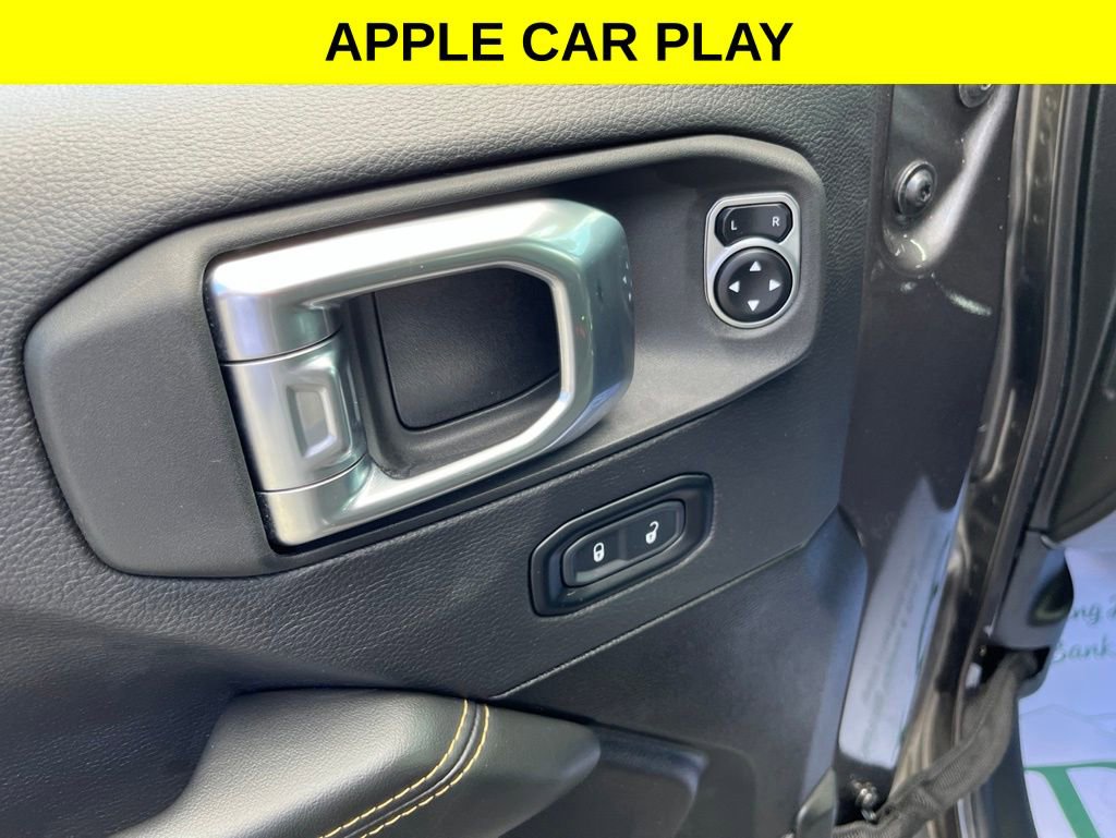 Used 2025 Jeep Wrangler Unlimited Sahara AWD/4WD image 19