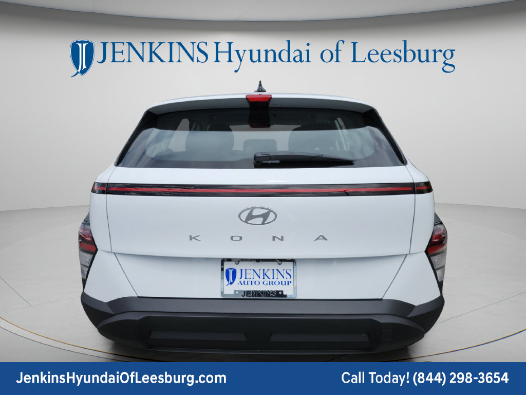 New 2027 Hyundai Kona SE FWD image 6