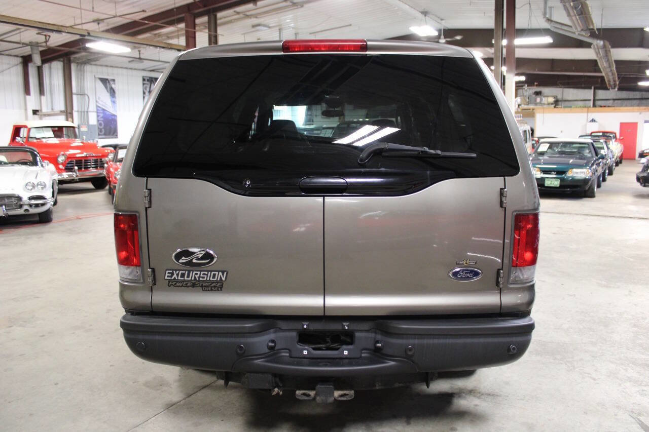 Used 2004 Ford Excursion Limited image 5