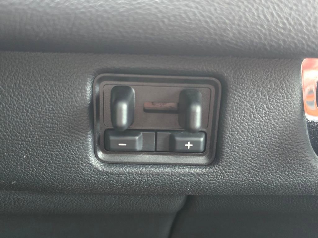 Used 2024 Lincoln Navigator L Reserve image 38