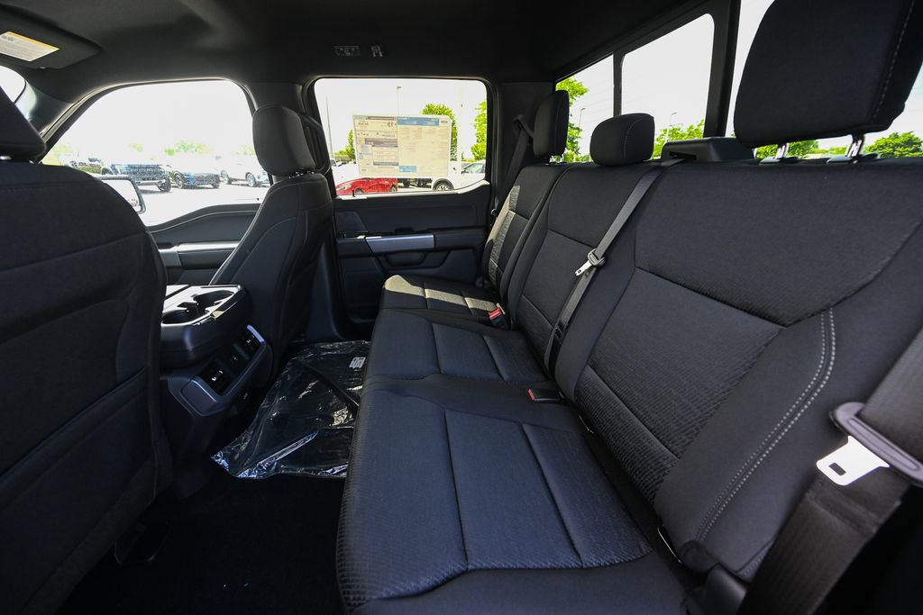 New 2026 Ford F150 XLT w/ Equipment Group 302A MID AWD/4WD image 18
