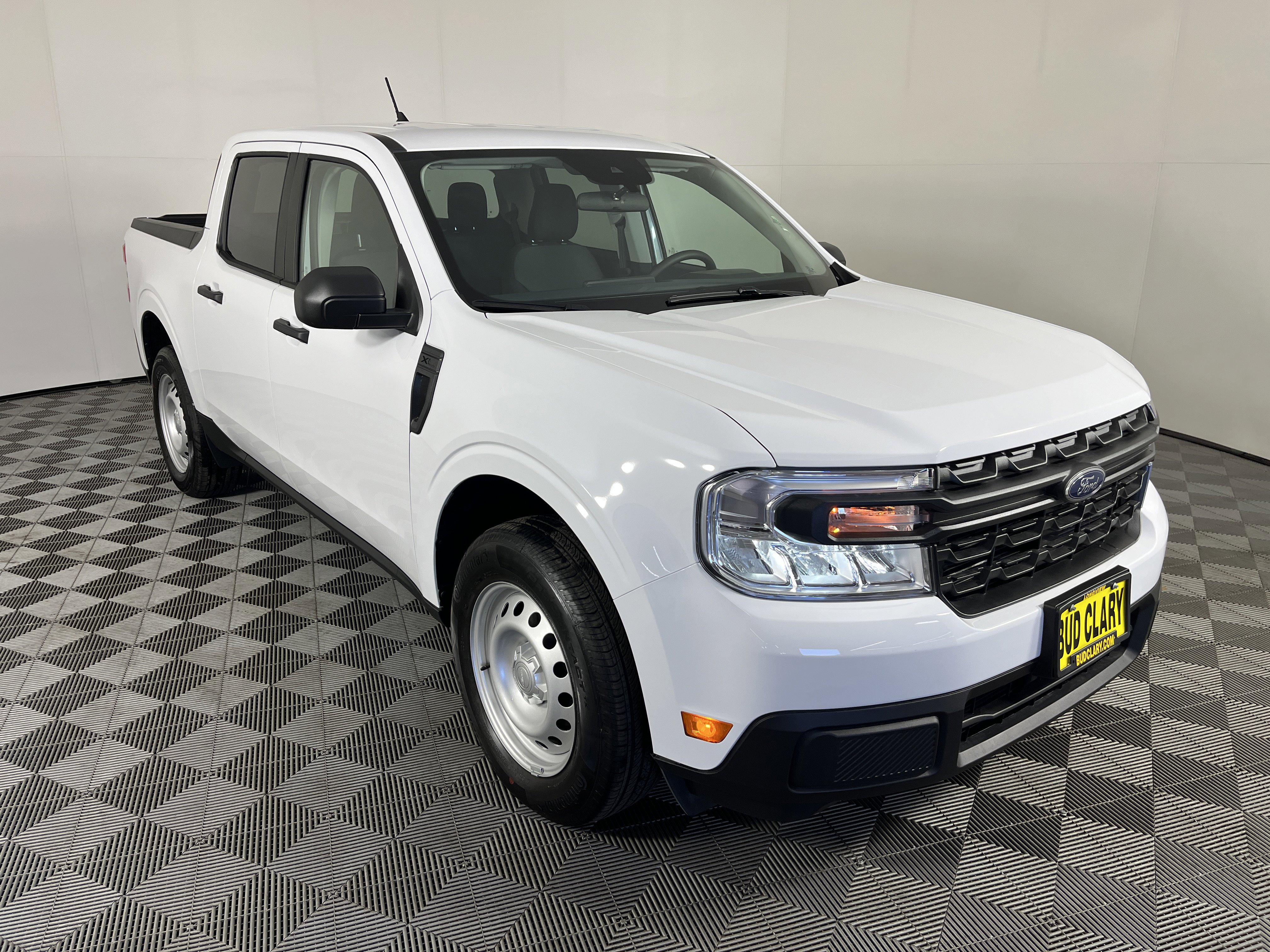 Used 2024 Ford Maverick XL w/ Equipment Group 100A Standard image 3