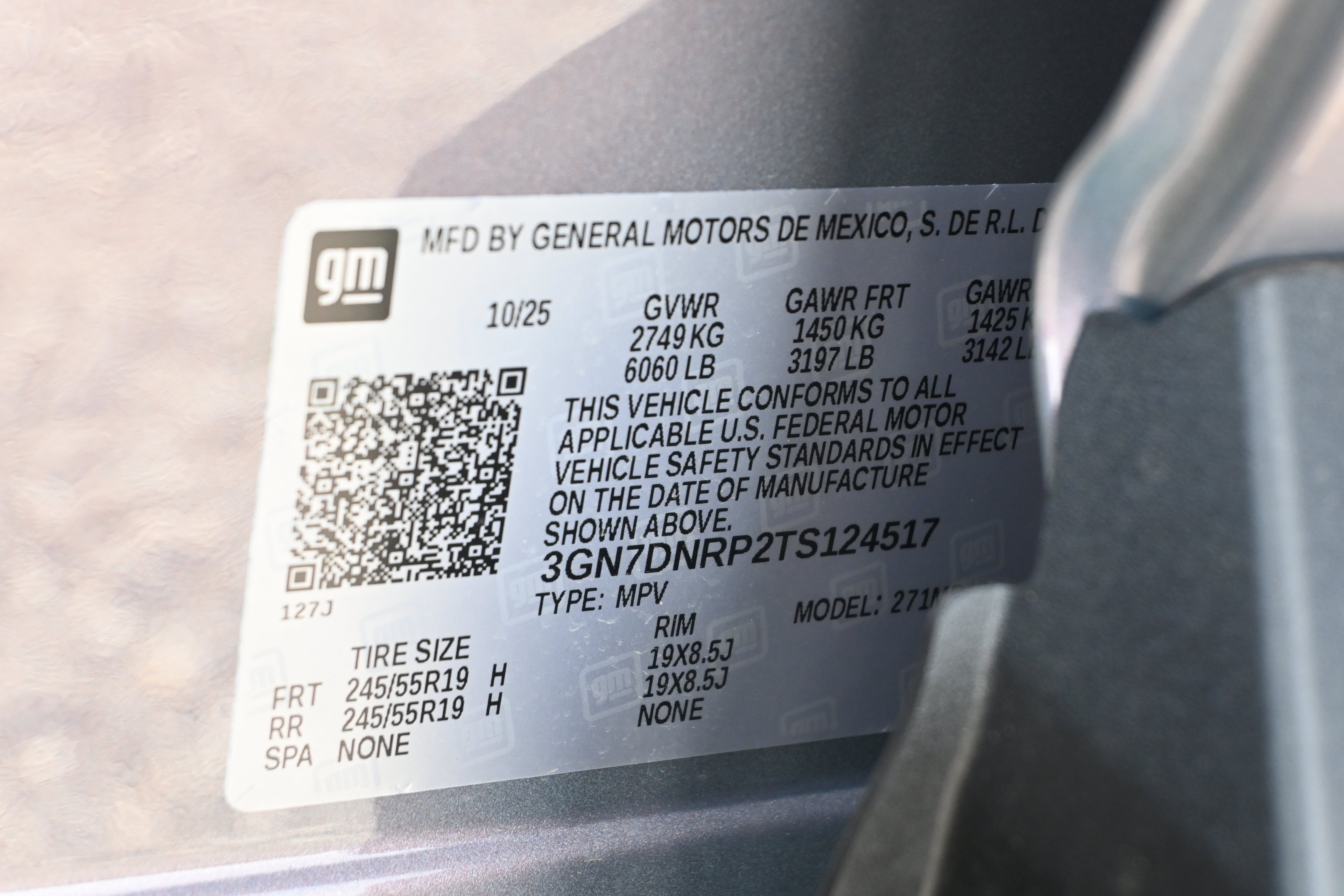 New 2026 Chevrolet Equinox EV LT FWD image 36