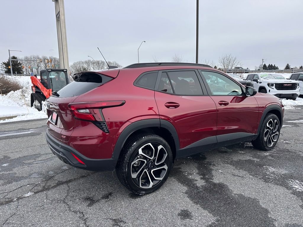 Certified 2024 Chevrolet Trax RS FWD image 8