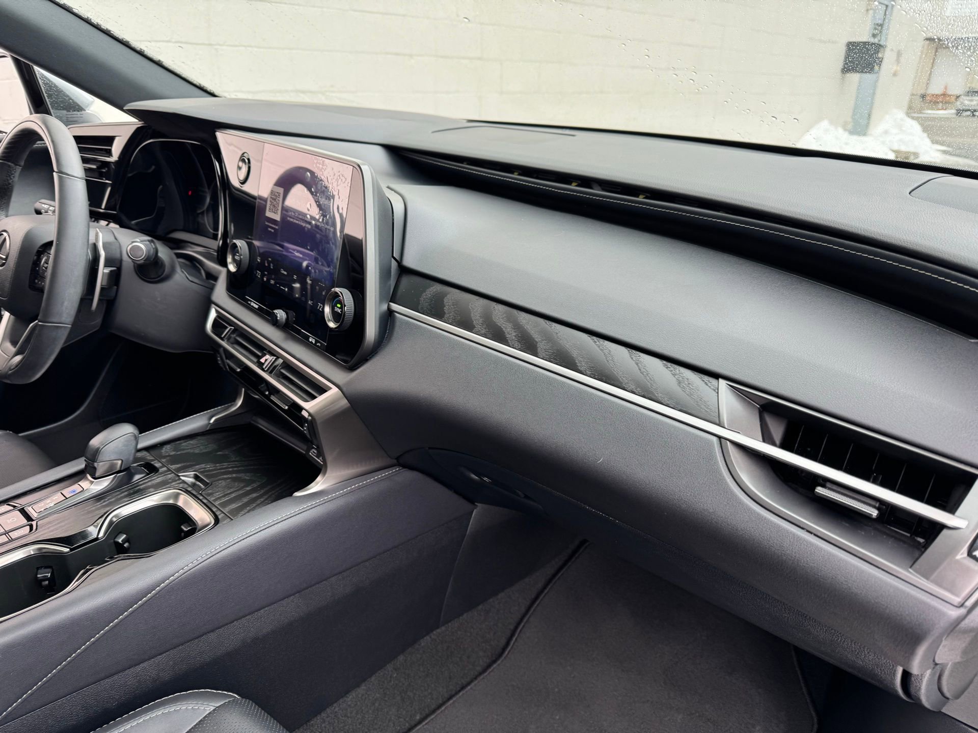 Used 2023 Lexus RX 350 Premium w/ Accessory Package (Z1) image 10