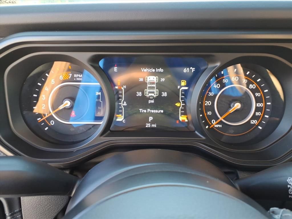 New 2025 Jeep Wrangler Unlimited Rubicon w/ Convenience Group image 11