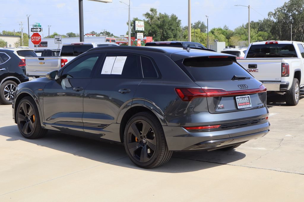 Used 2022 Audi e-tron Premium Plus w/ Premium Plus Package AWD/4WD image 7