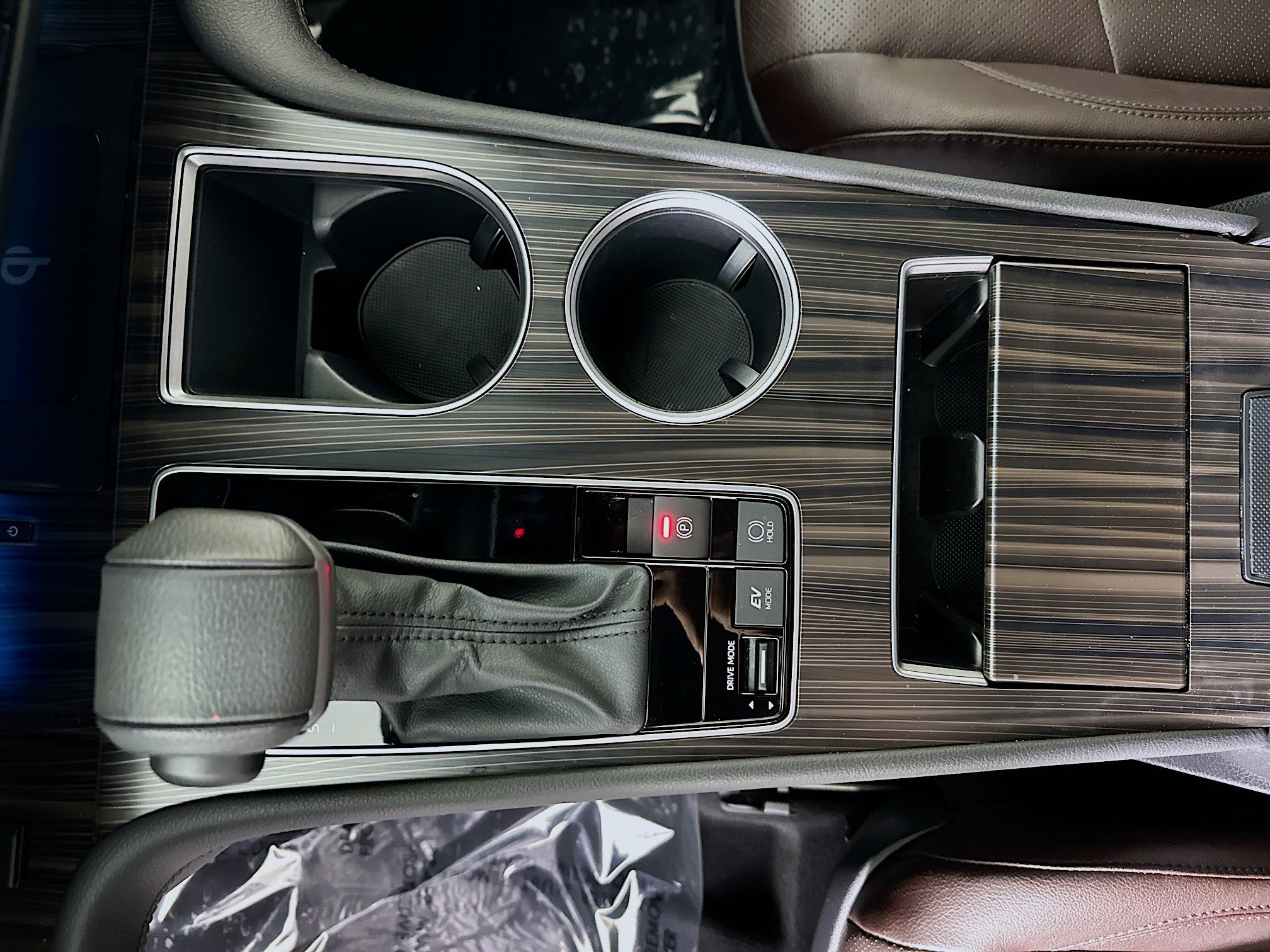 Certified 2024 Toyota Sienna Platinum image 22