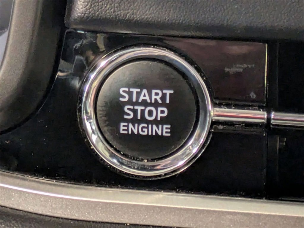 Used 2022 Mitsubishi Outlander ES image 19