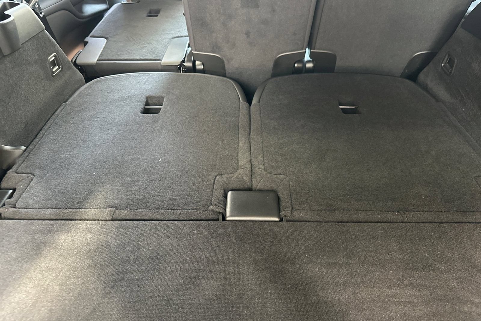 New 2025 Volvo EX90 Ultra AWD/4WD image 18