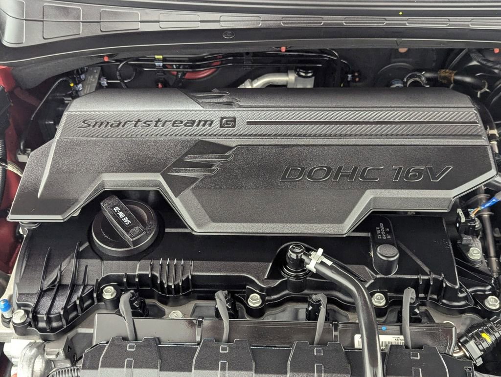 Used 2024 Hyundai Elantra SEL image 12