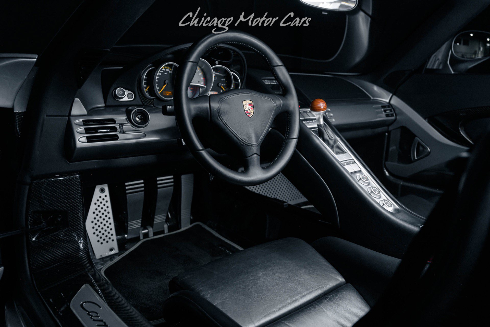 Used 2005 Porsche Carrera GT RWD image 8