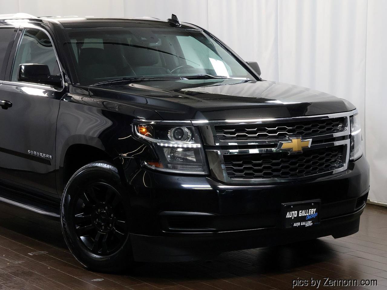 Used 2020 Chevrolet Suburban LT AWD/4WD image 2