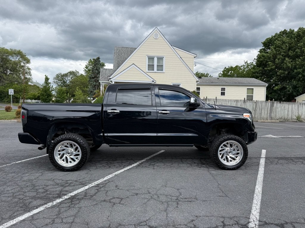 Used 2018 Toyota Tundra Platinum AWD/4WD image 2