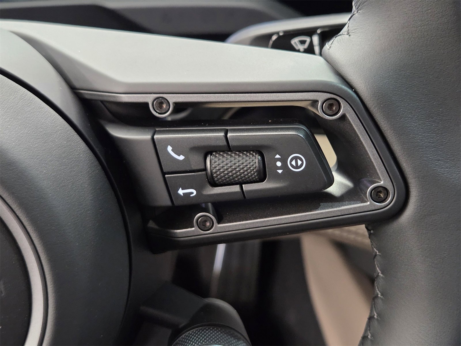 New 2026 Porsche Taycan 4S image 19