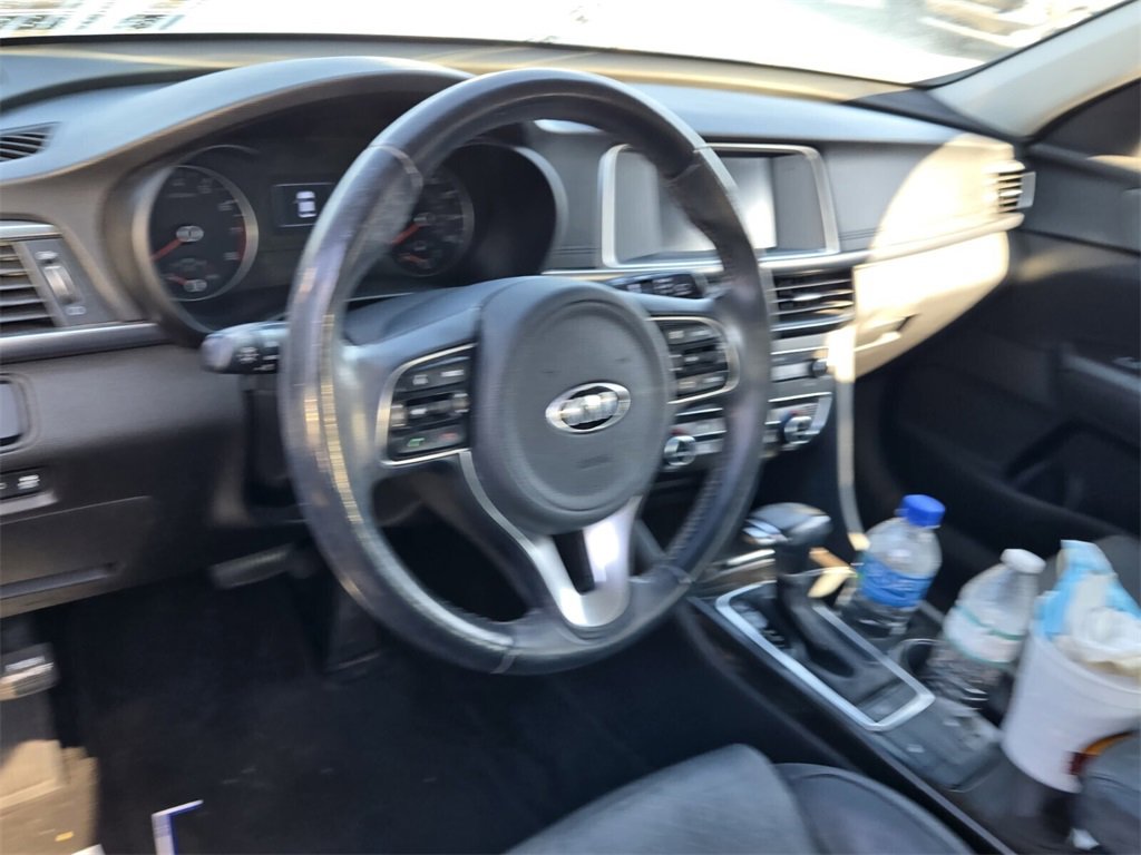 Used 2018 Kia Optima EX image 11