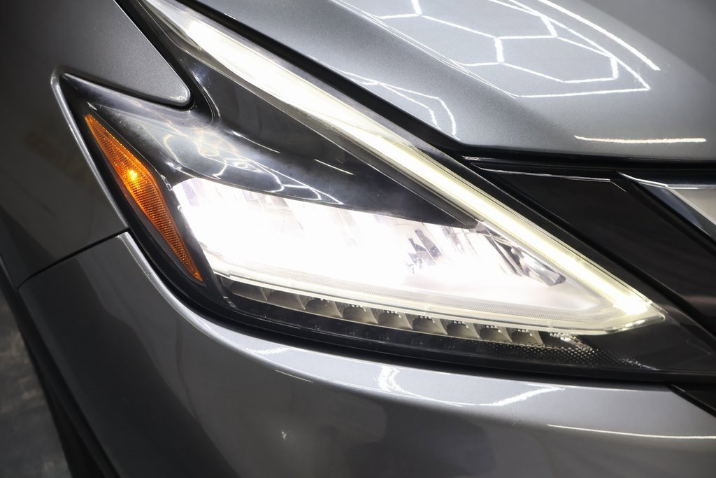 Used 2020 Nissan Murano SV image 25