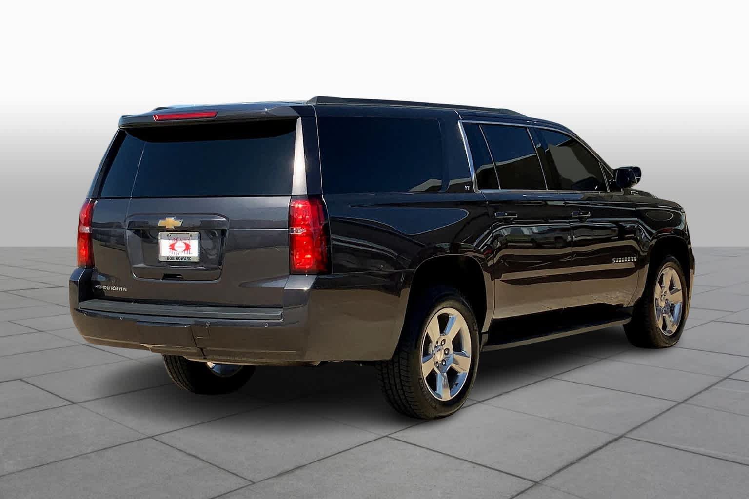 Used 2018 Chevrolet Suburban LT AWD/4WD image 13