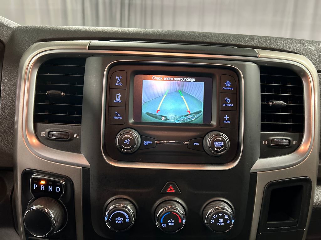 Used 2018 RAM 1500 Classic SLT image 17
