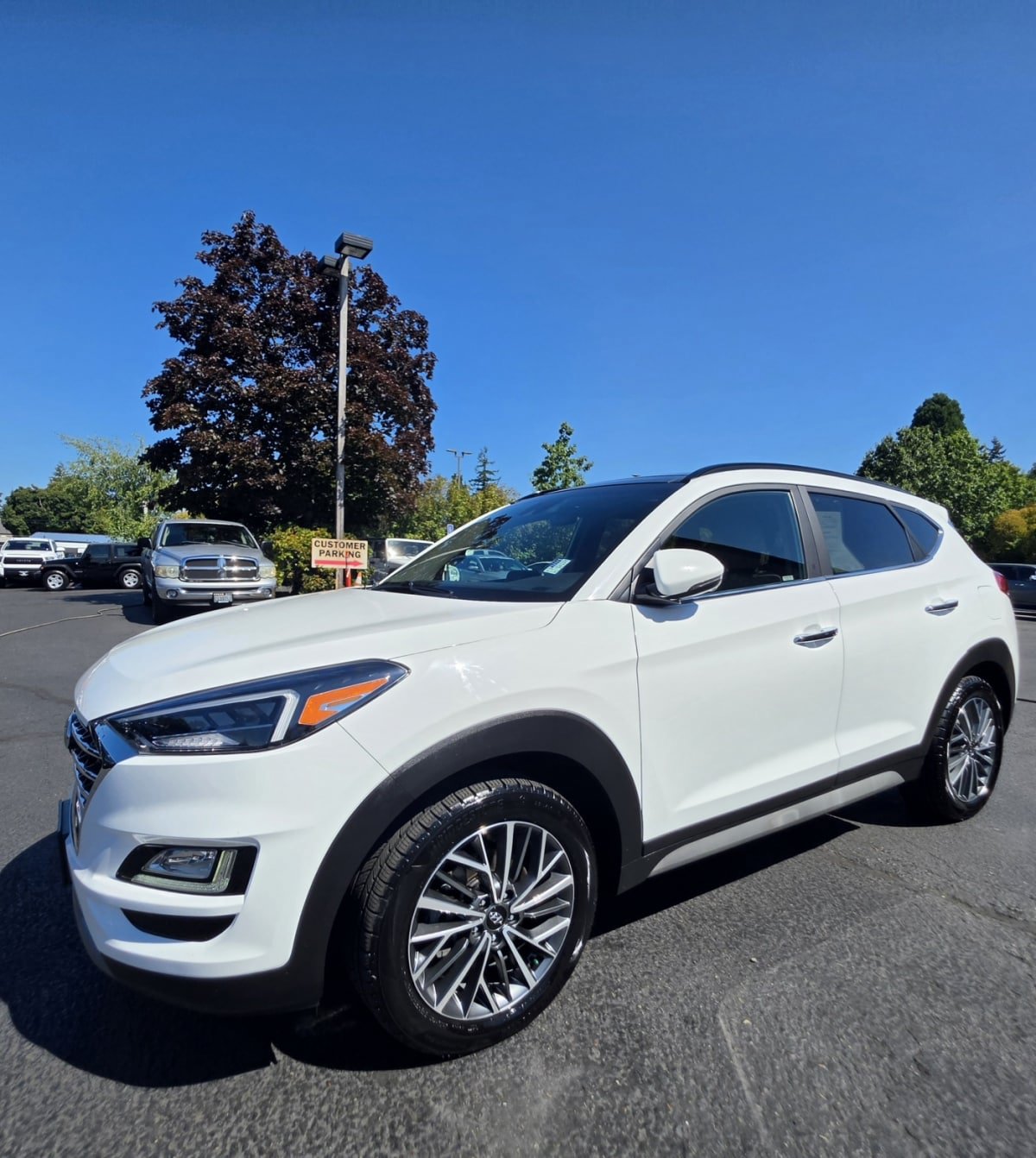 Used 2020 Hyundai Tucson Ultimate w/ Cargo Package AWD/4WD image 4