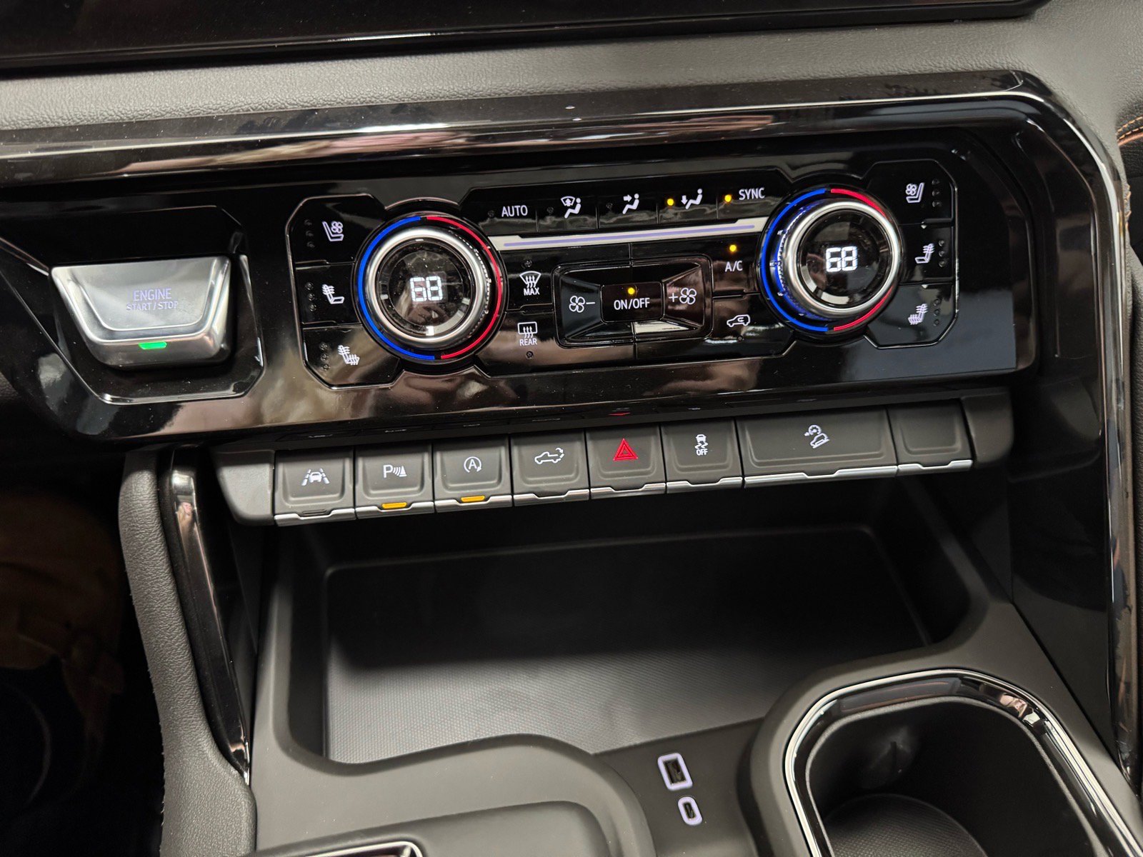 New 2026 GMC Sierra 1500 AT4 w/ AT4 Premium Package AWD/4WD image 20