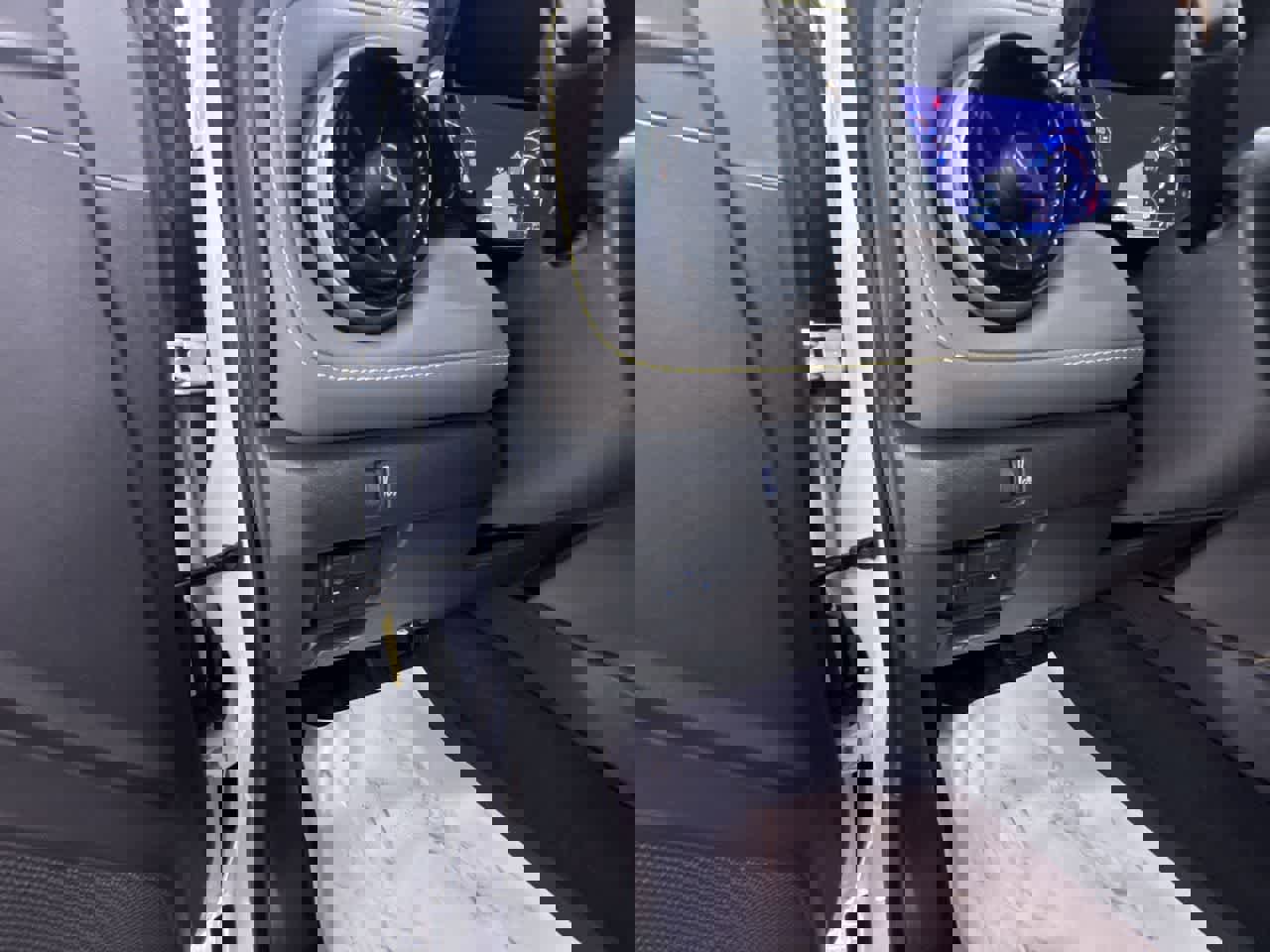 Used 2024 Chevrolet Colorado ZR2 w/ ZR2 Convenience Package III image 16