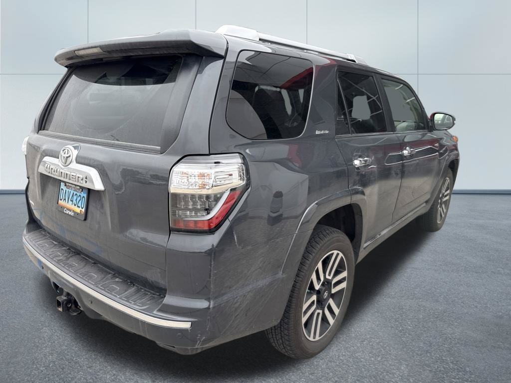 Used 2024 Toyota 4Runner Limited AWD/4WD image 2