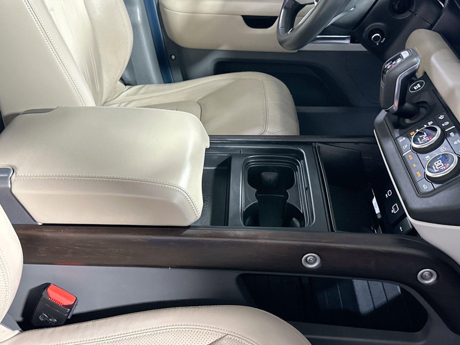 Used 2020 Land Rover Defender 110 HSE image 42