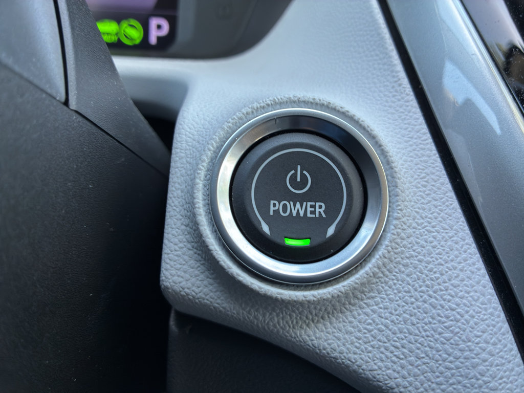 Used 2023 Chevrolet Bolt EUV Premier w/ Sun & Sound Package FWD image 23