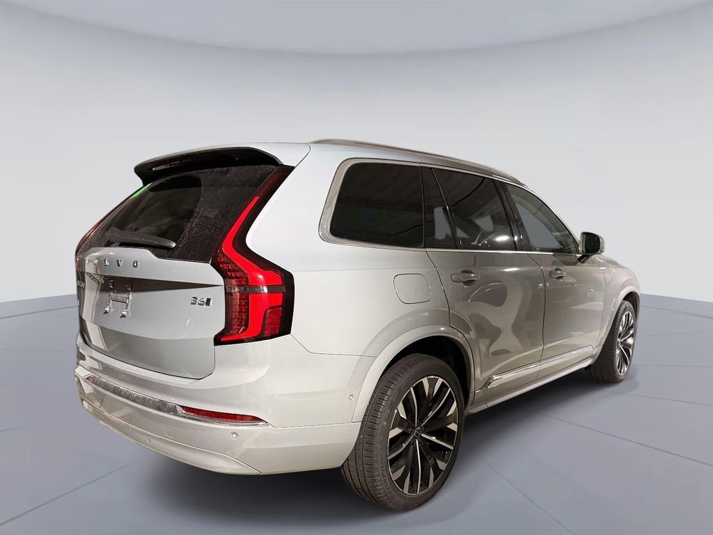 Used 2025 Volvo XC90 B6 Plus AWD/4WD image 3