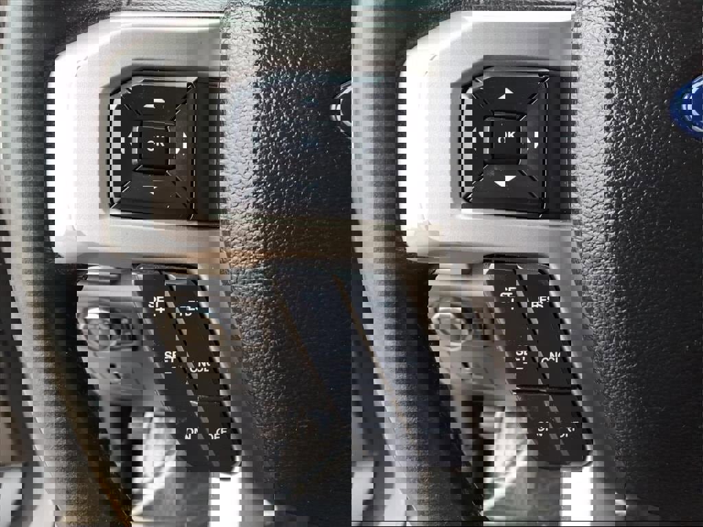 Used 2017 Ford F150 Lariat w/ Equipment Group 501A Mid image 27