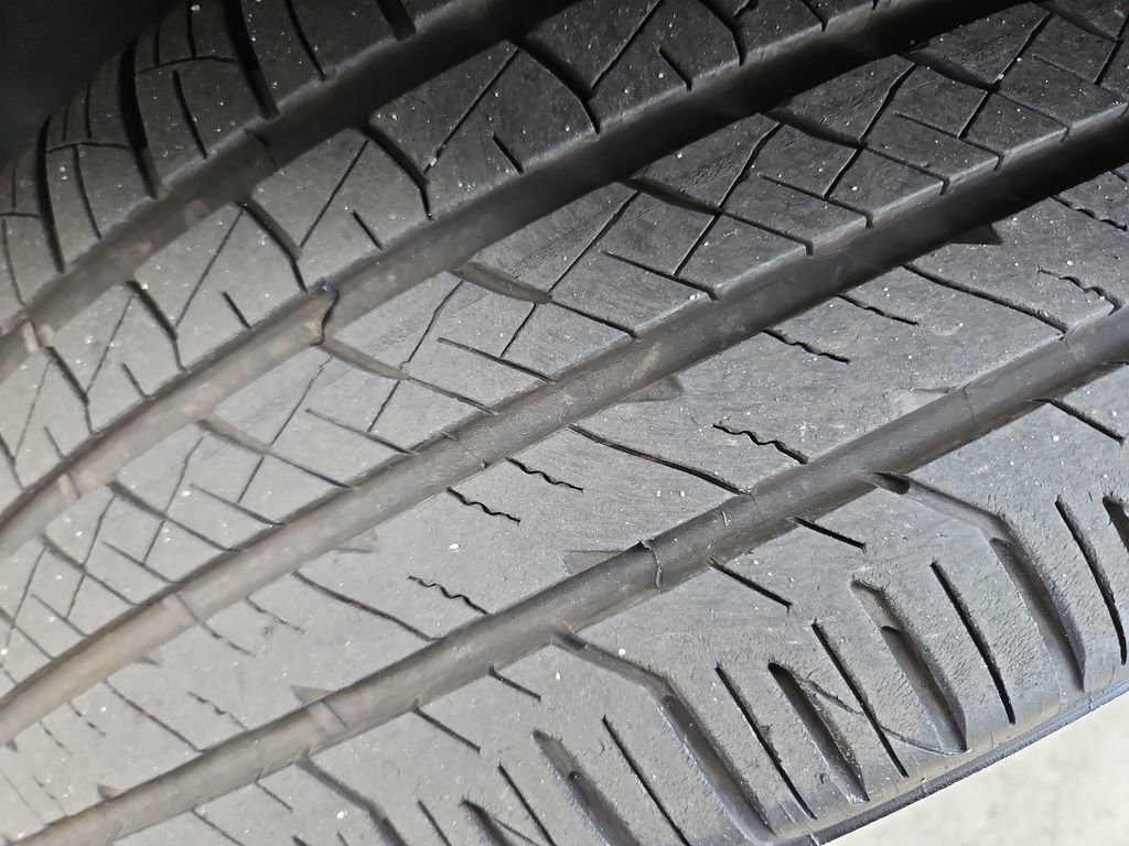 Used 2023 Chevrolet Camaro LT w/ RS Package image 31