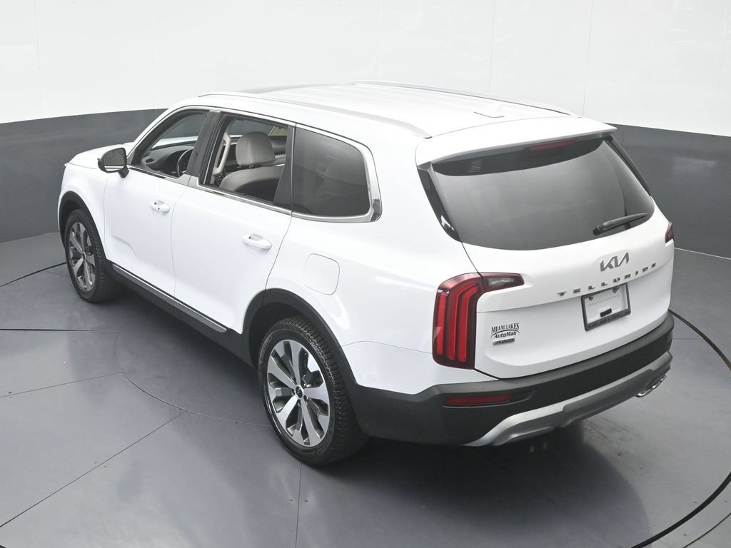 Used 2022 Kia Telluride EX w/ EX Premium Package AWD/4WD image 54