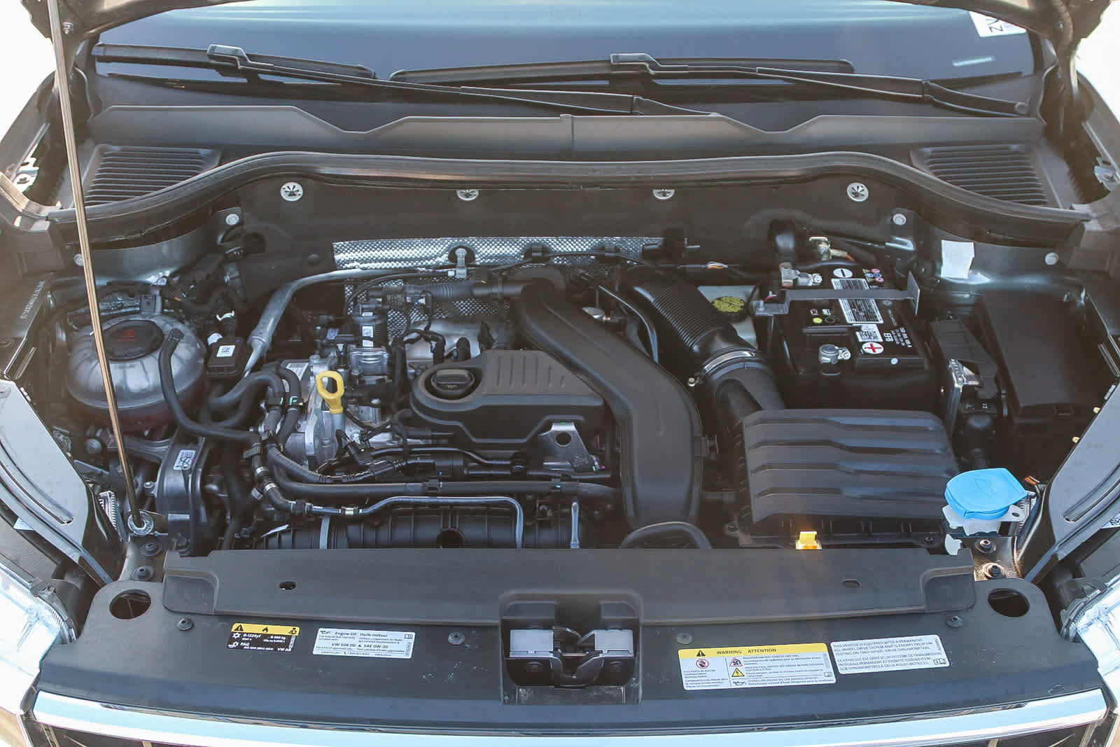 Used 2022 Volkswagen Taos SEL image 28