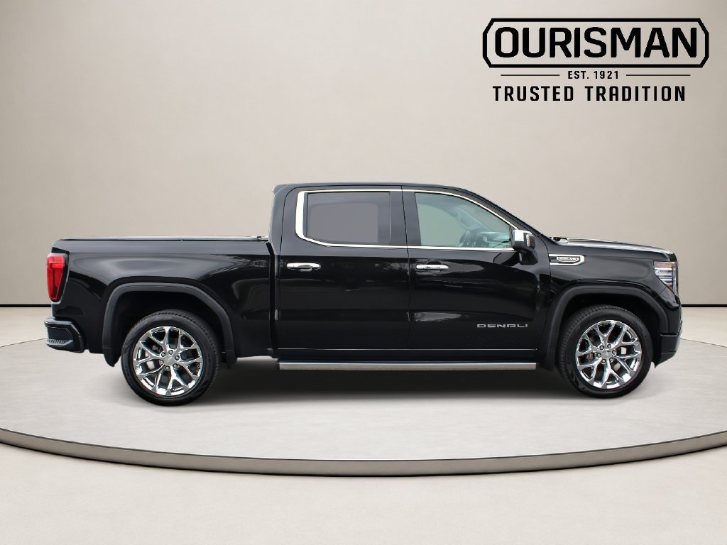 Used 2023 GMC Sierra 1500 Denali w/ Technology Package AWD/4WD image 9