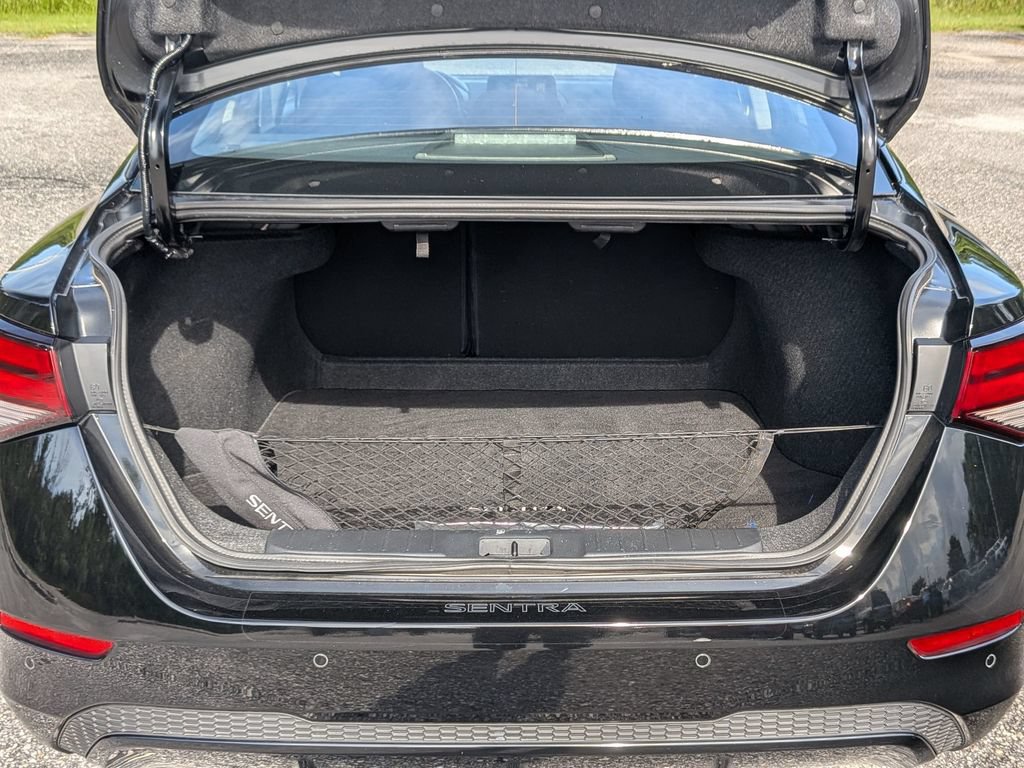Certified 2025 Nissan Sentra SV w/ All-Weather Package FWD image 32