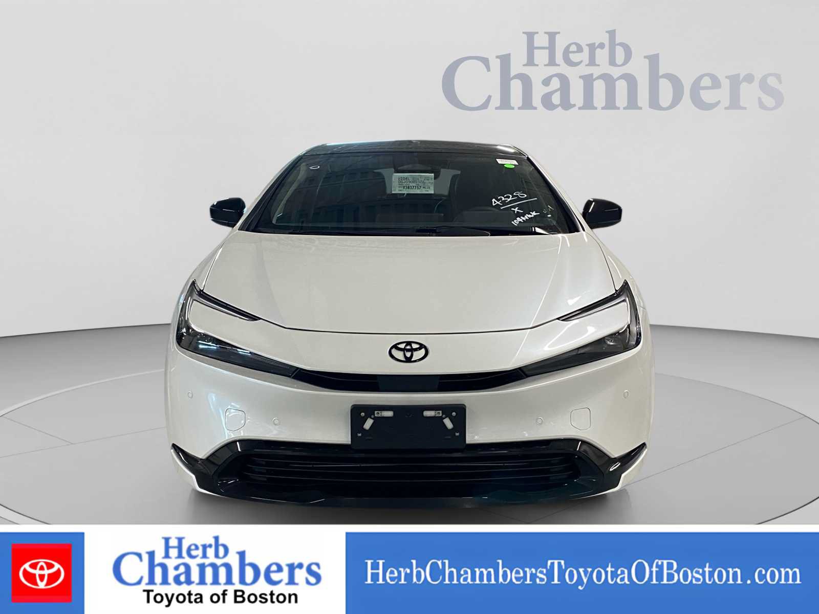New 2027 Toyota Prius AWD image 2