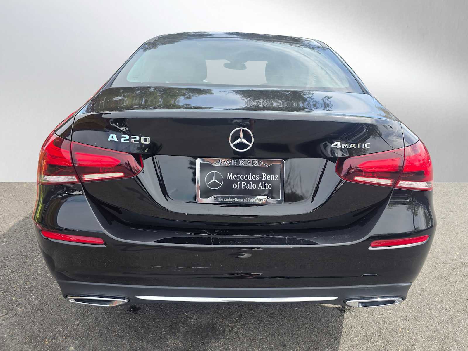 Used 2022 Mercedes-Benz A 220 4MATIC image 4